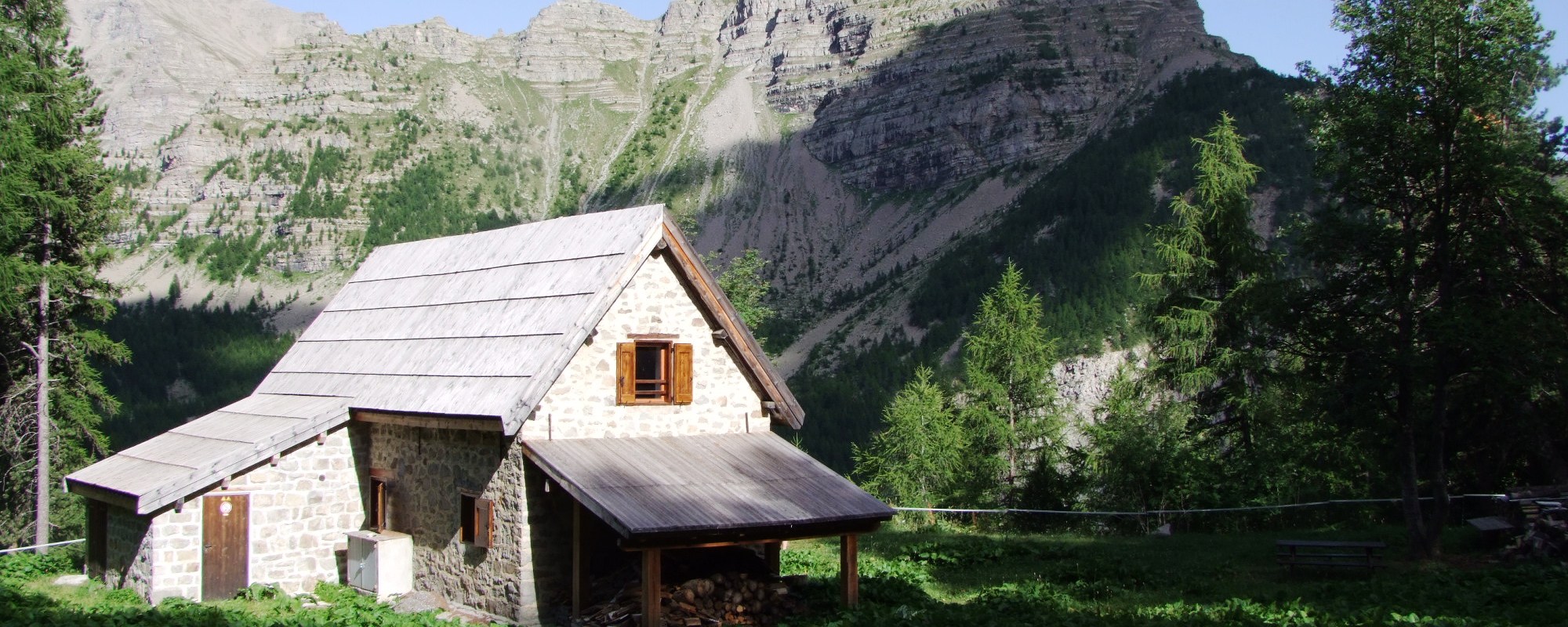 location chalet isole jura