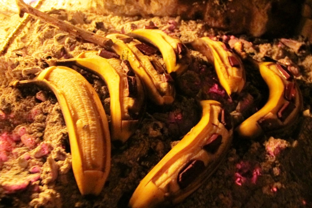 bananes au chocolat au feu de bois